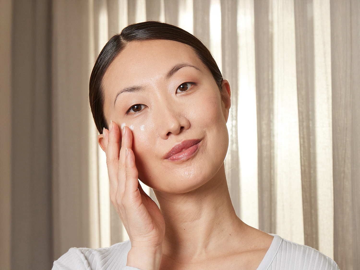 The Importance of pH Balance in Skincare and How BIODROGA Maintains It