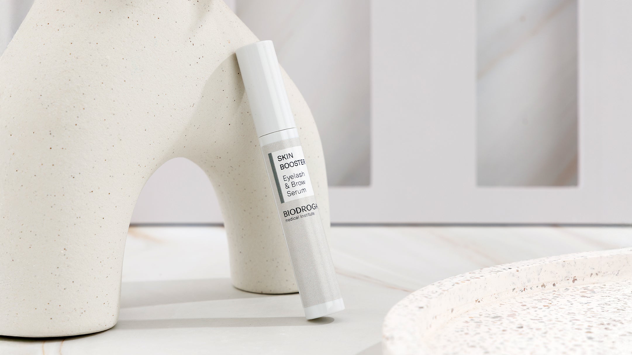 From Sparse to Stunning: How to Care for Lashes & Brows Naturally