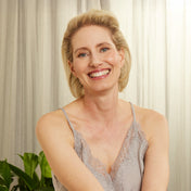 ESSENTIALS Neck and Decollete Treatment 15ml - BIODROGA - True Beauty Skin & Body Care - BIODROGA Australia